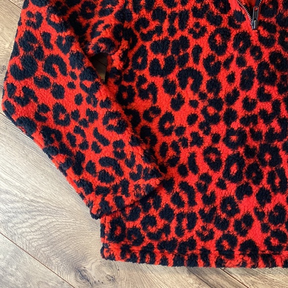 NWT Girls Sherpa Pullover - Picture 3 of 4